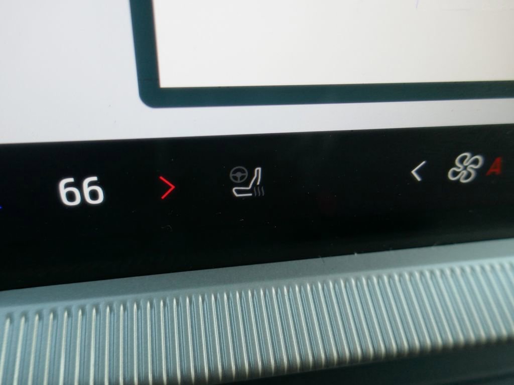 New 2026 Ford Explorer Active image 24