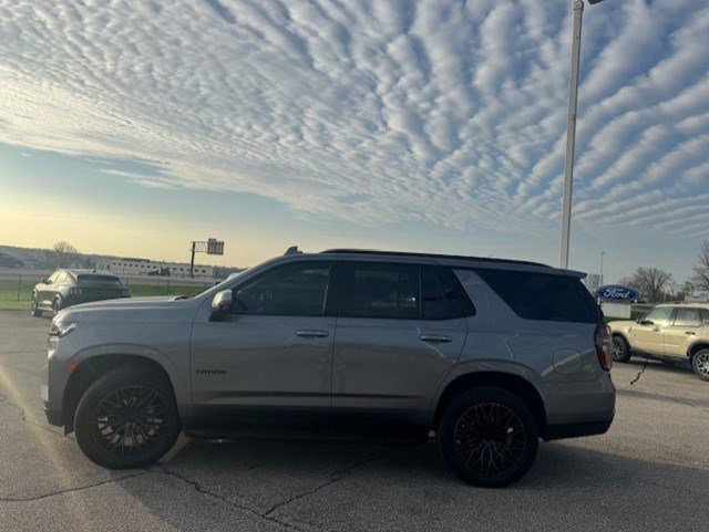 Used 2022 Chevrolet Tahoe RST w/ Luxury Package AWD/4WD image 6