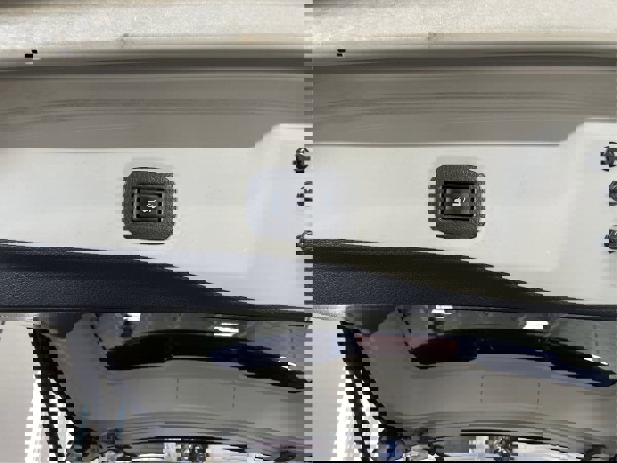 Used 2018 Nissan Rogue SL image 14