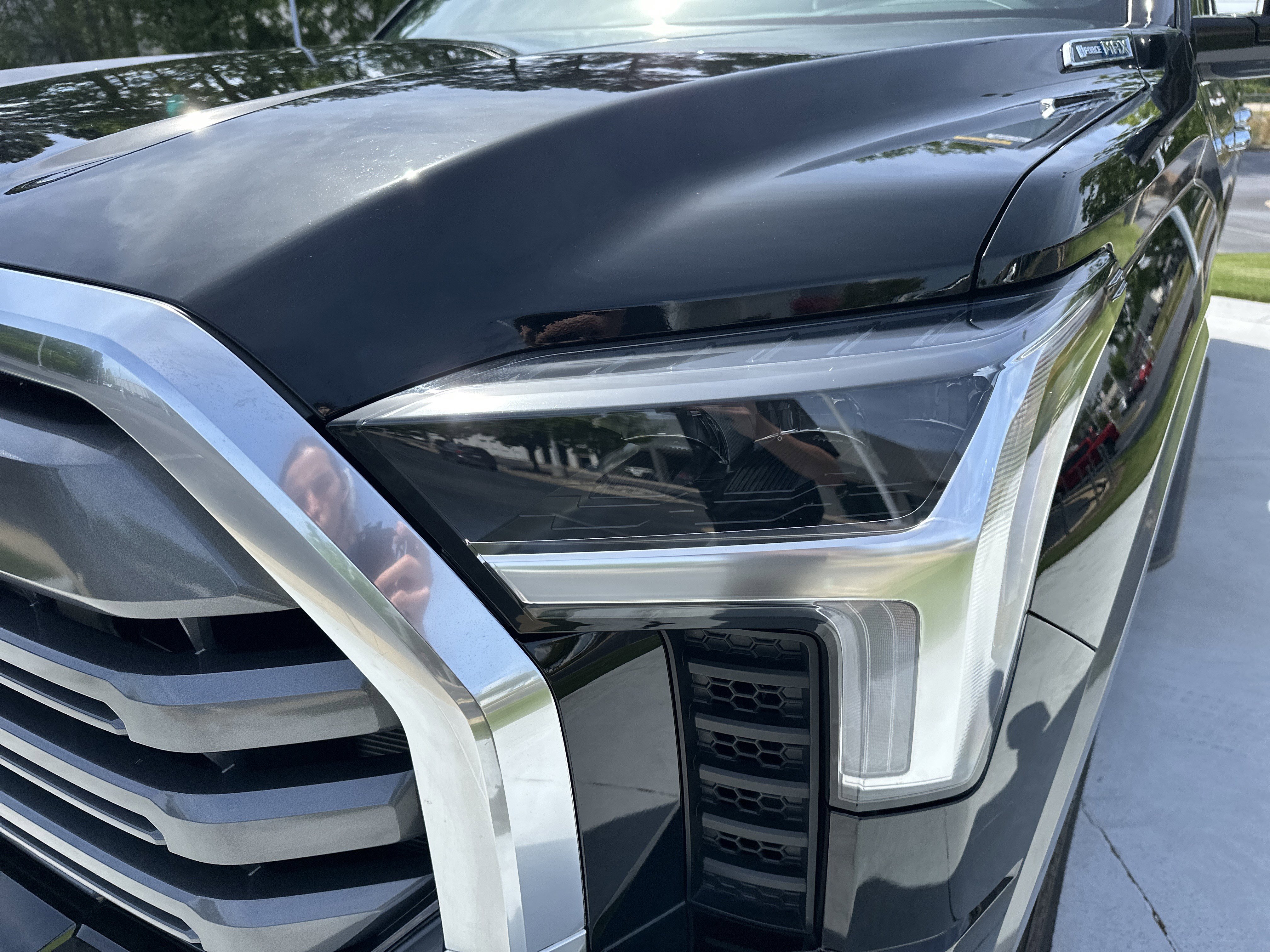 Certified 2025 Toyota Tundra Limited AWD/4WD image 6
