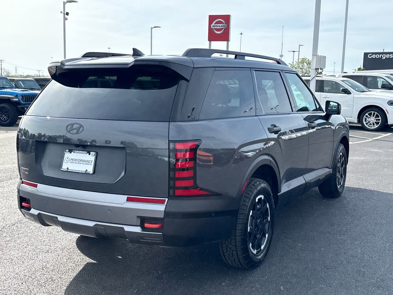 Used 2026 Hyundai Palisade XRT Pro AWD/4WD image 3