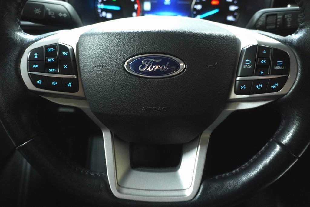 Used 2022 Ford Explorer XLT w/ Equipment Group 202A image 19