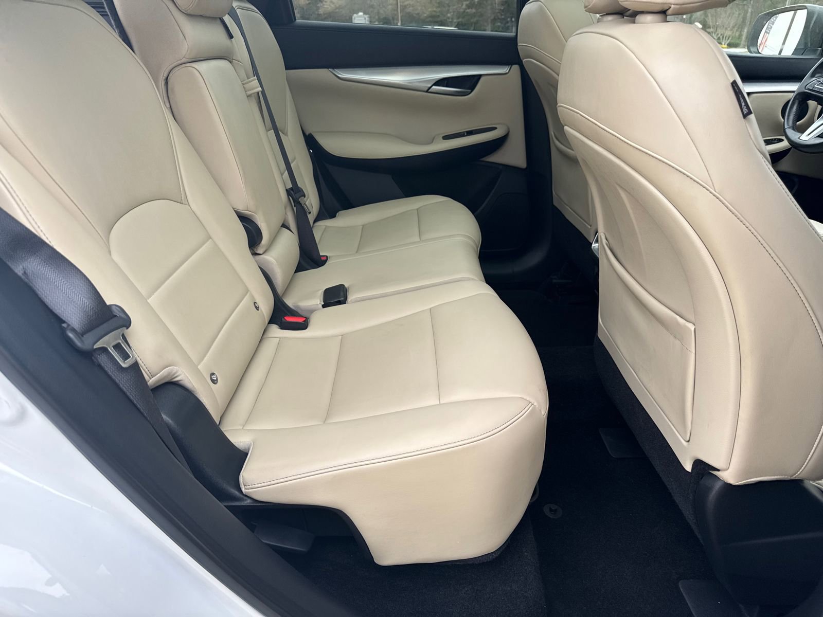Used 2021 INFINITI QX50 Luxe w/ Cargo Package FWD image 15