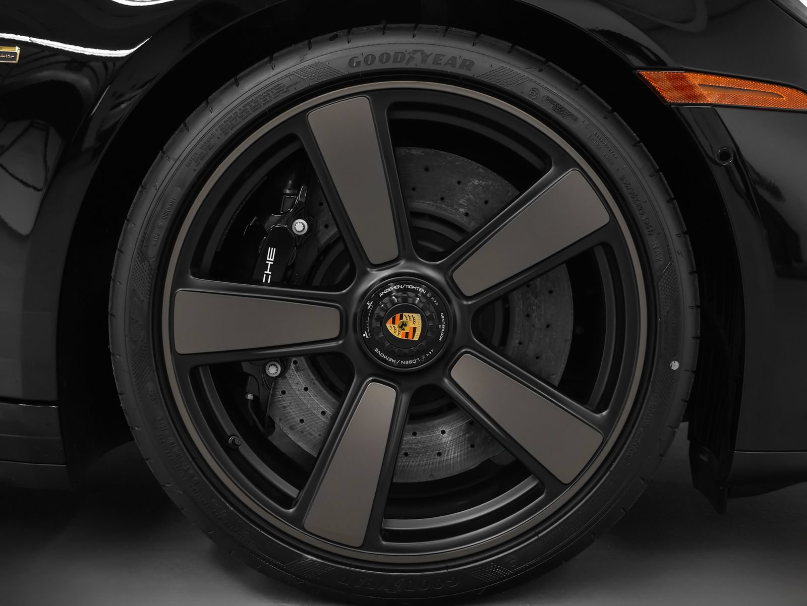 New 2026 Porsche 911 GTS RWD image 19