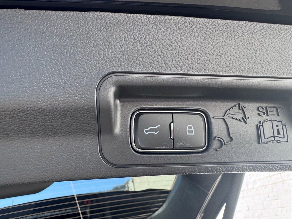 New 2026 Ford Explorer ST-Line w/ ST-Line Street Pack image 46