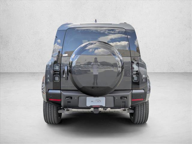 New 2026 Land Rover Defender 110 X-Dynamic SE AWD/4WD image 8