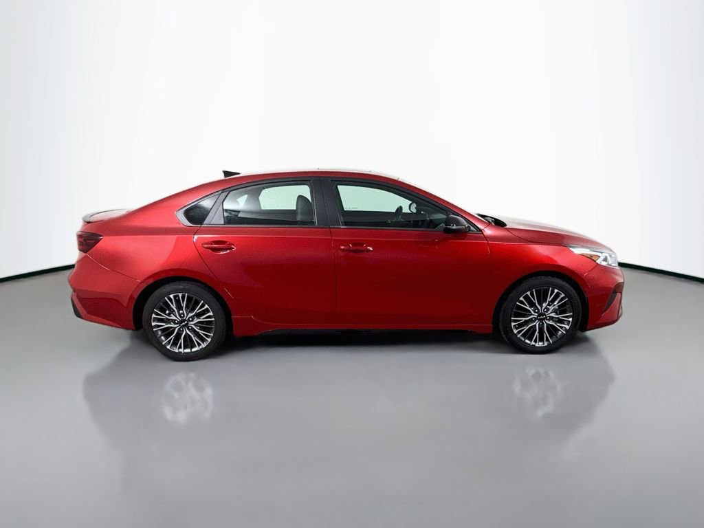 Used 2024 Kia Forte GT-Line w/ GT-Line Premium Package FWD image 8