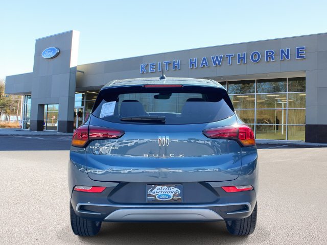 Used 2025 Buick Encore GX Preferred w/ Comfort Package FWD image 5