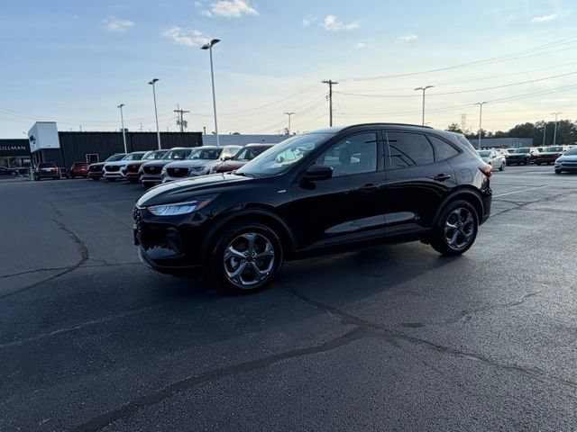 Used 2025 Ford Escape ST-Line FWD image 23