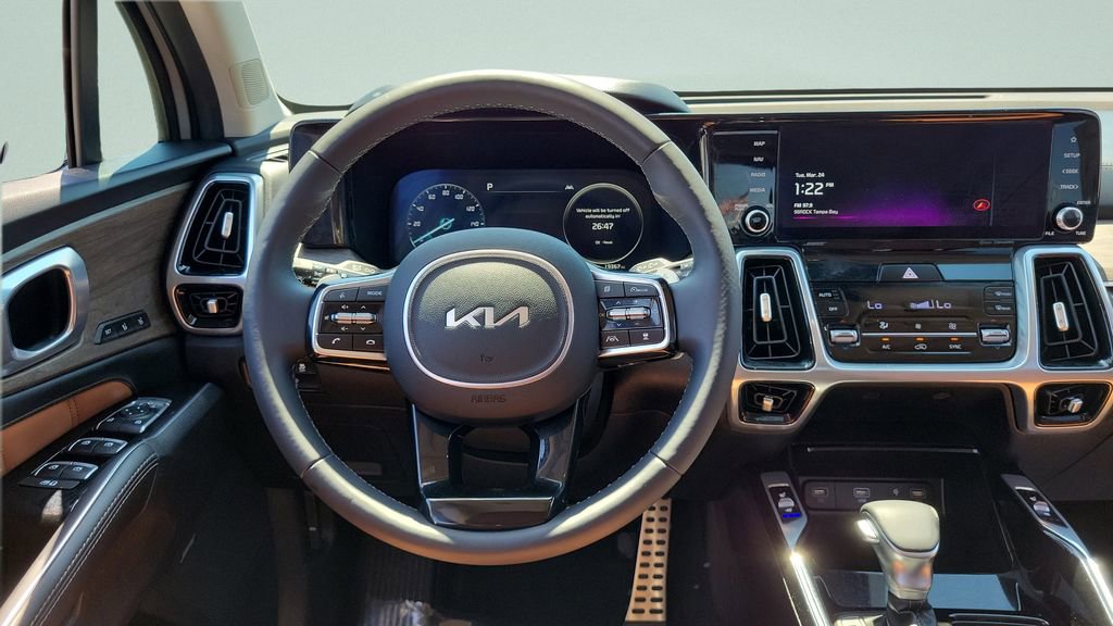 Used 2023 Kia Sorento SX Prestige image 11