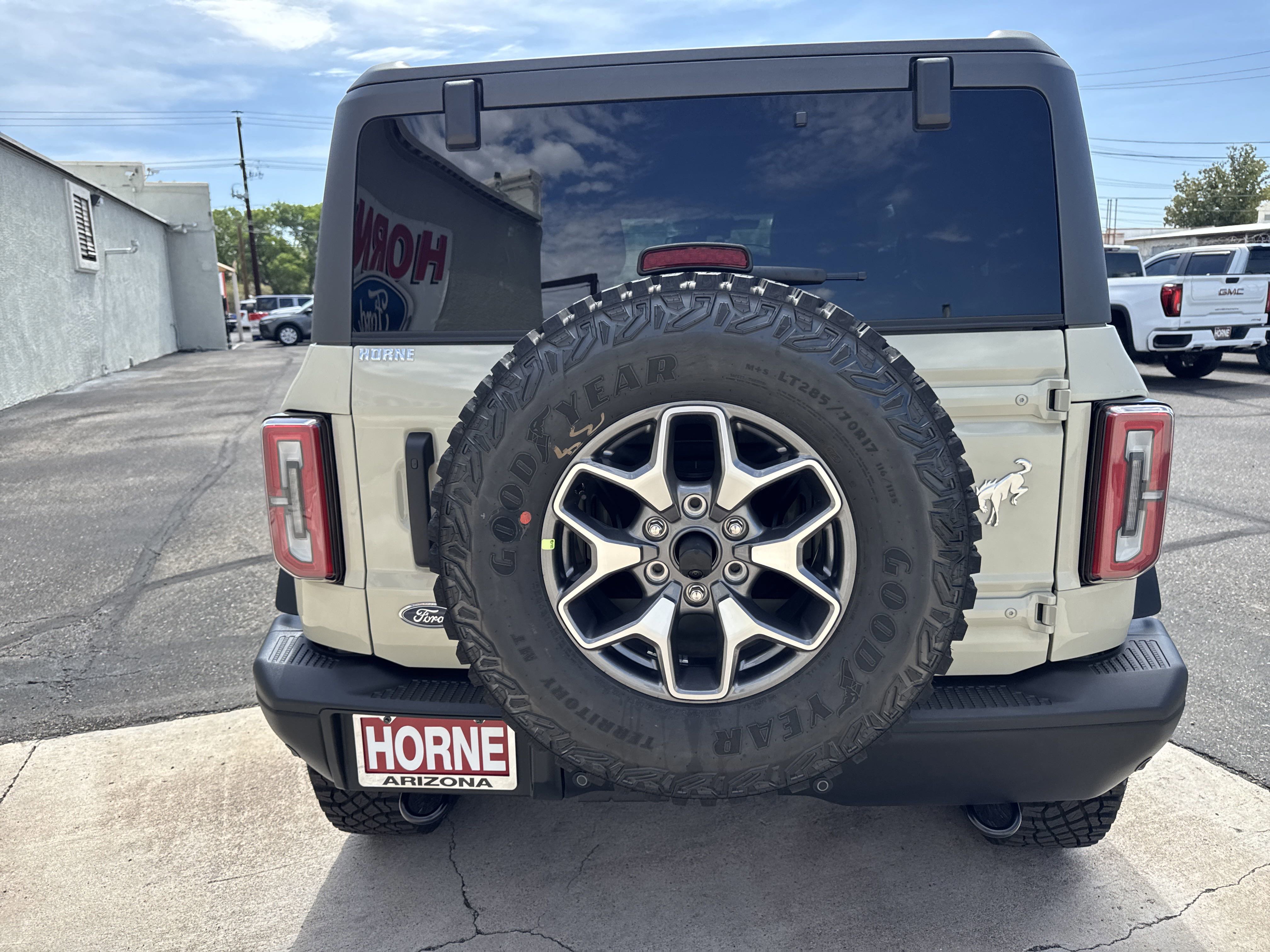 New 2025 Ford Bronco Badlands image 6