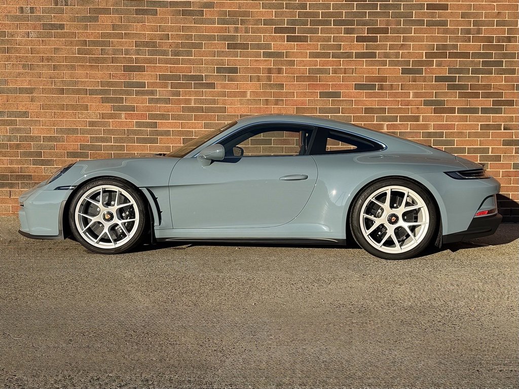 Certified 2024 Porsche 911 GT3 RS image 2