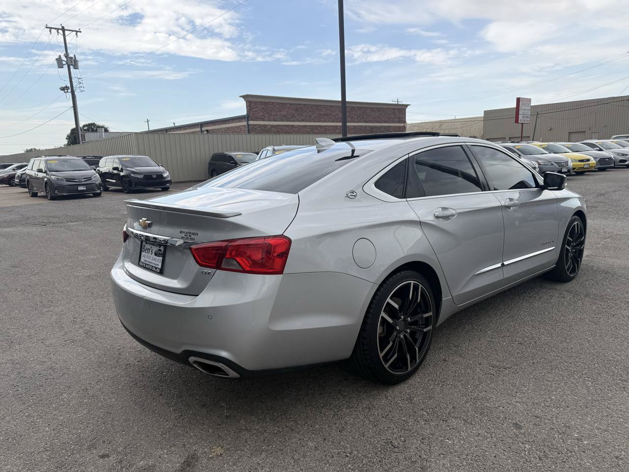 Used 2015 Chevrolet Impala LTZ FWD image 5