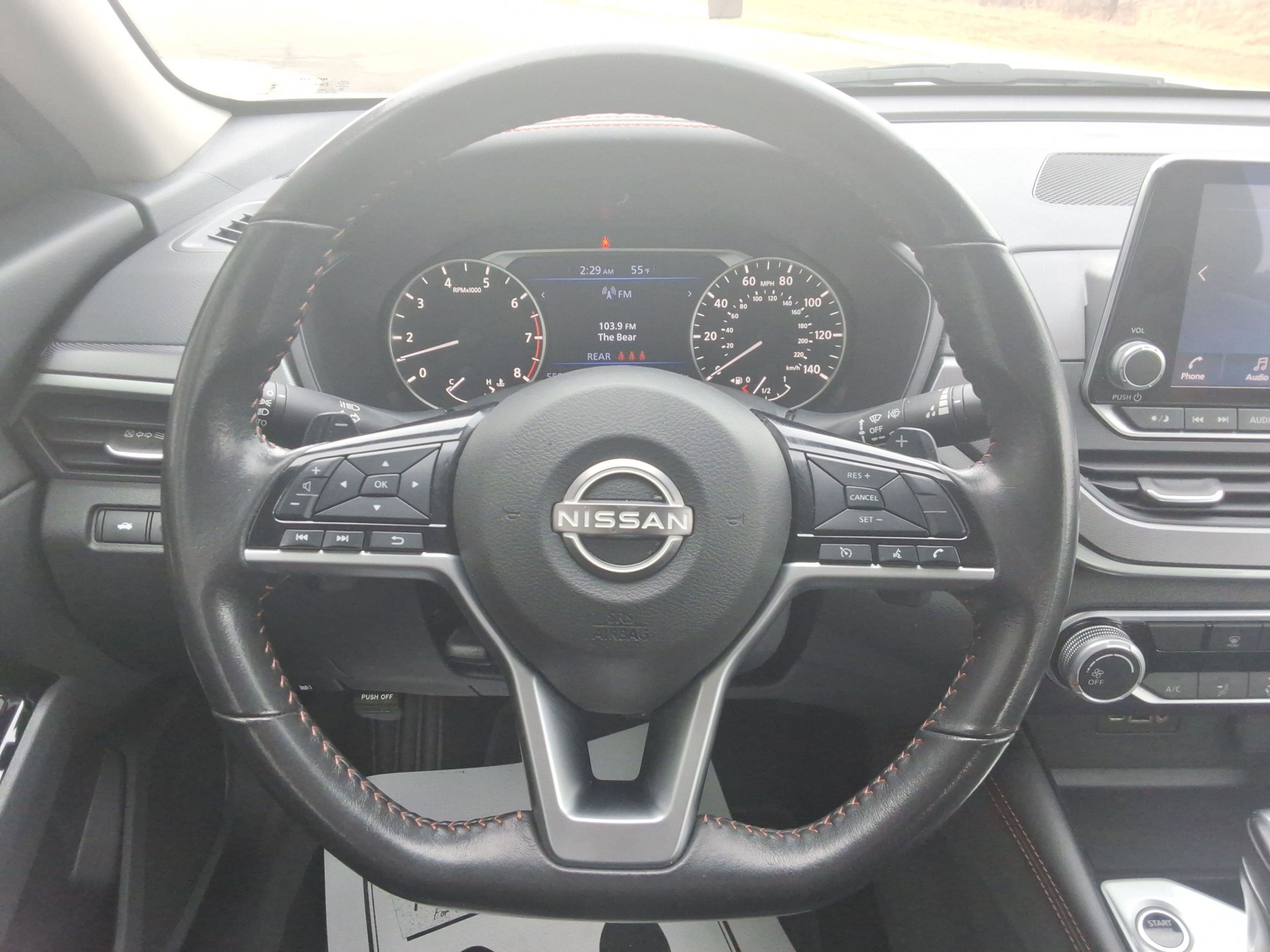 Used 2024 Nissan Altima 2.5 SR image 11