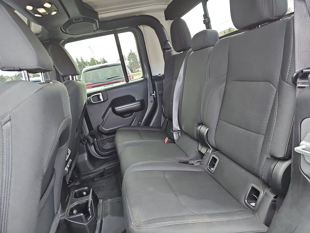 Used 2021 Jeep Gladiator Willys image 13