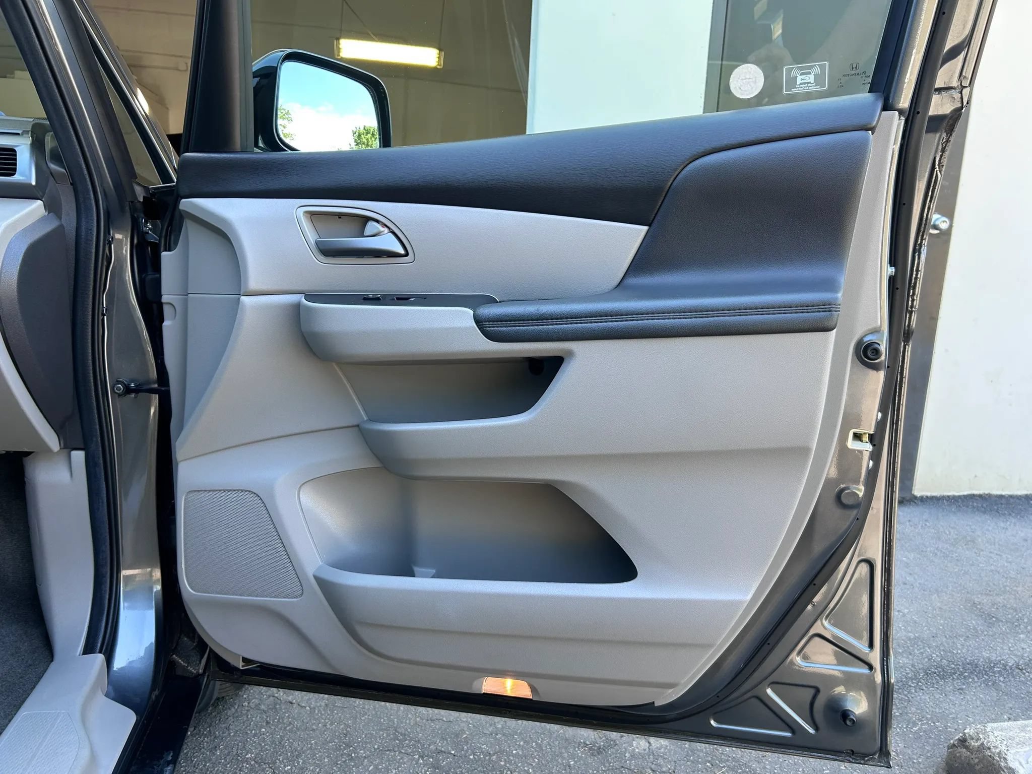 Used 2012 Honda Odyssey EX-L image 60