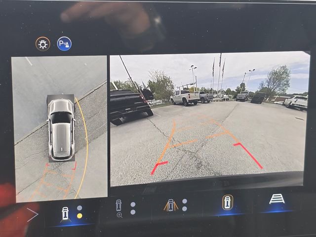 New 2026 Chevrolet Equinox LT w/ Convenience Package II FWD image 5