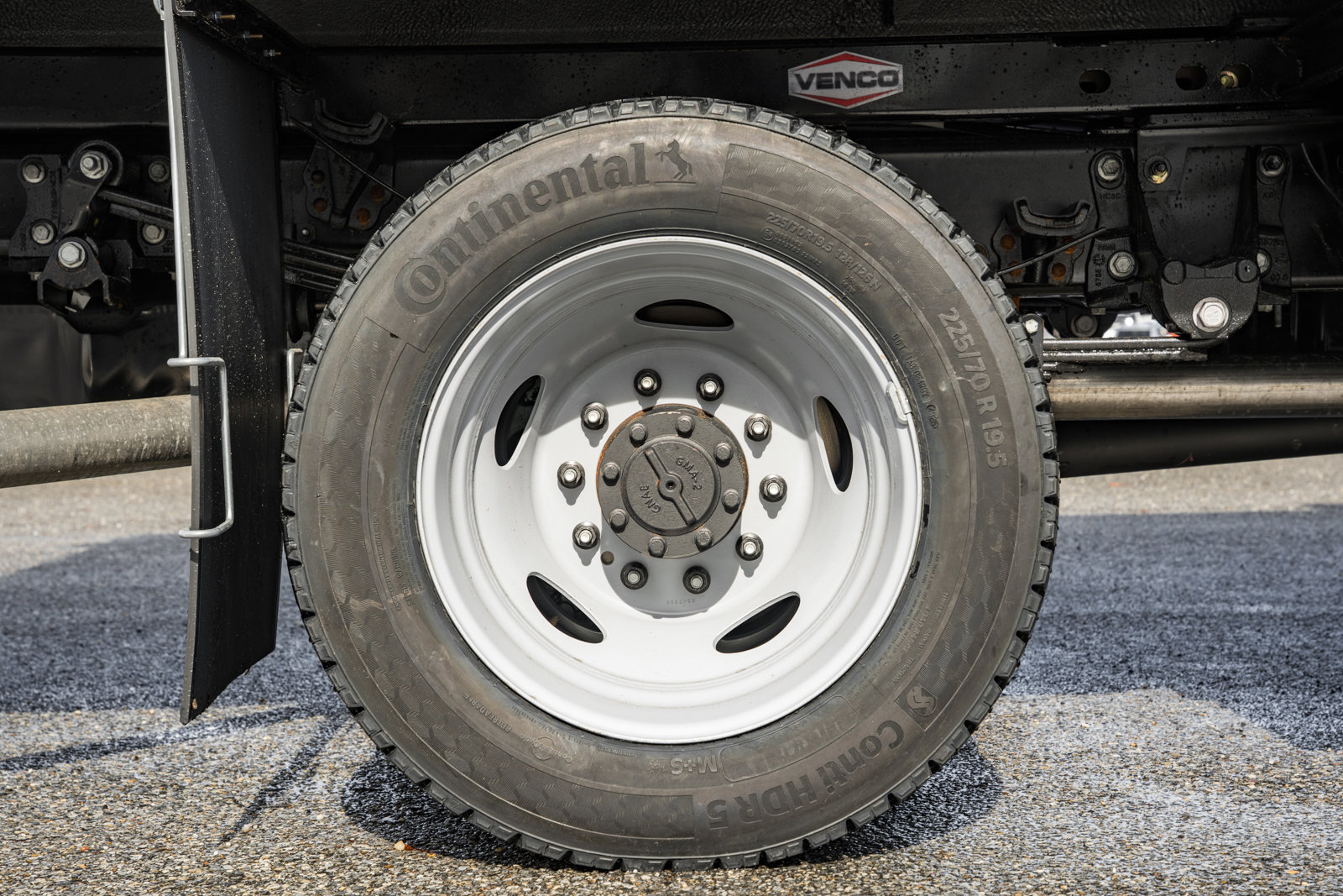 New 2026 Ford F550 4x4 Crew Cab image 21