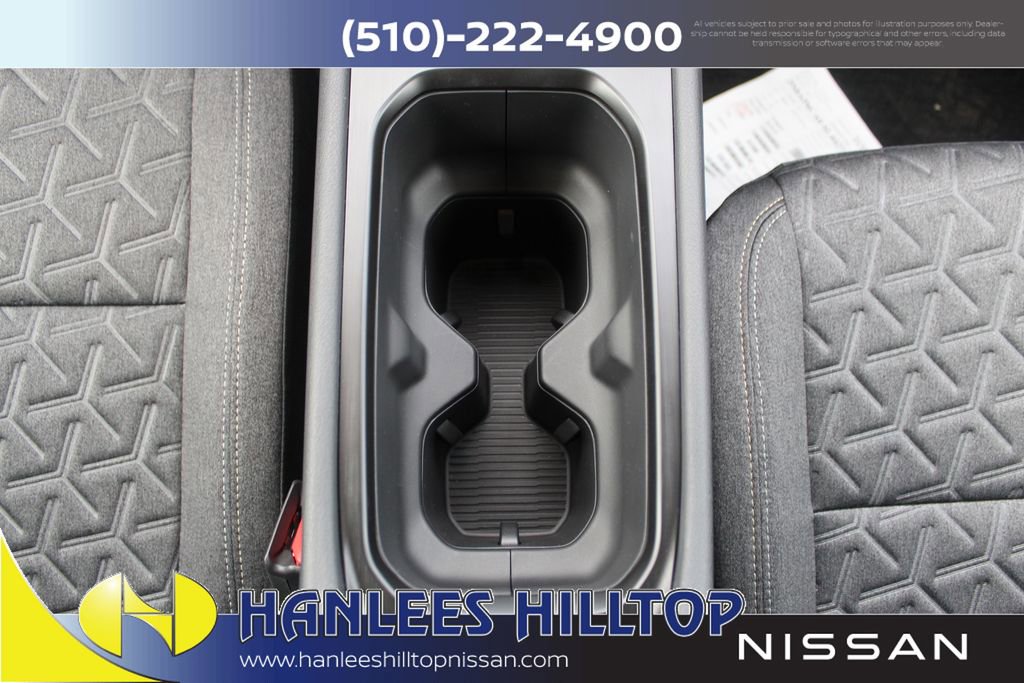 New 2025 Nissan Kicks SV image 17