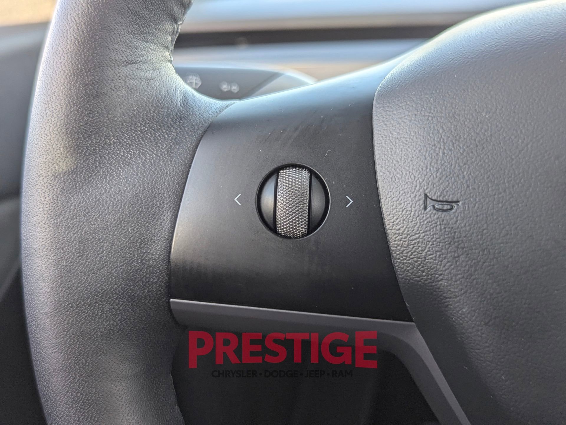 Used 2021 Tesla Model Y Long Range AWD/4WD image 18