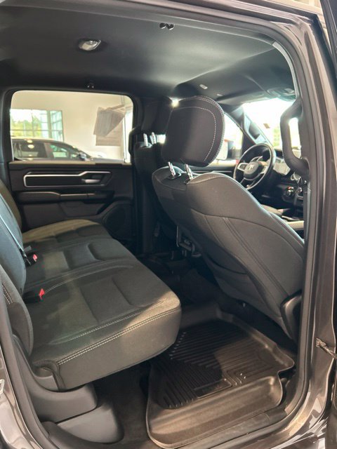 Used 2020 RAM 1500 Big Horn AWD/4WD image 8