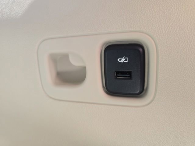 Used 2023 GMC Acadia Denali AWD/4WD image 32