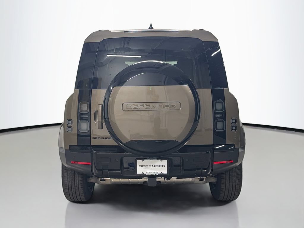 Used 2026 Land Rover Defender 110 S AWD/4WD image 10