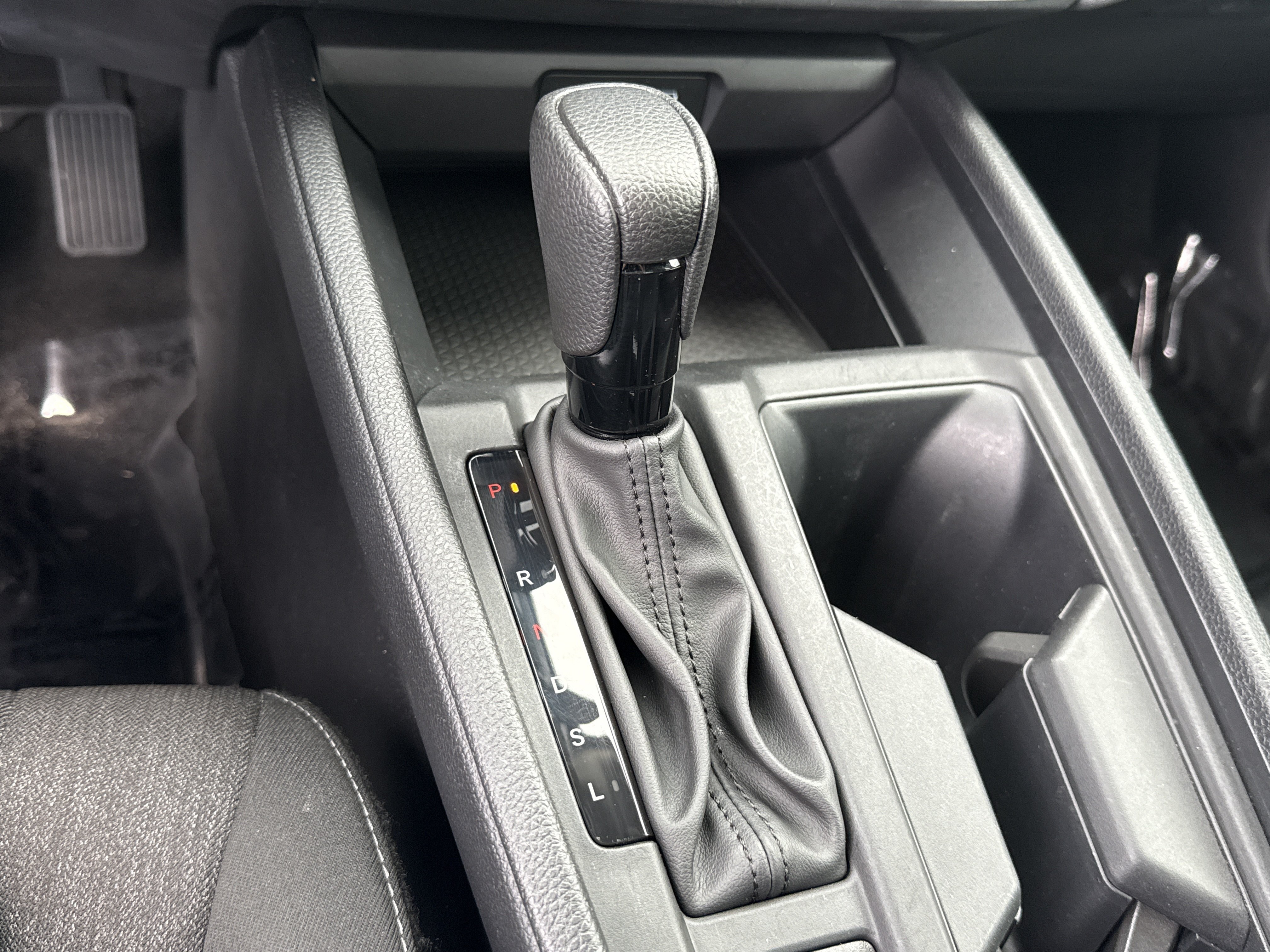 Certified 2023 Honda Accord EX image 32