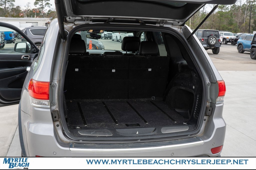 Used 2017 Jeep Grand Cherokee Limited image 31