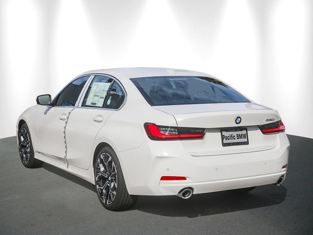 New 2026 BMW 330i Sedan RWD image 4