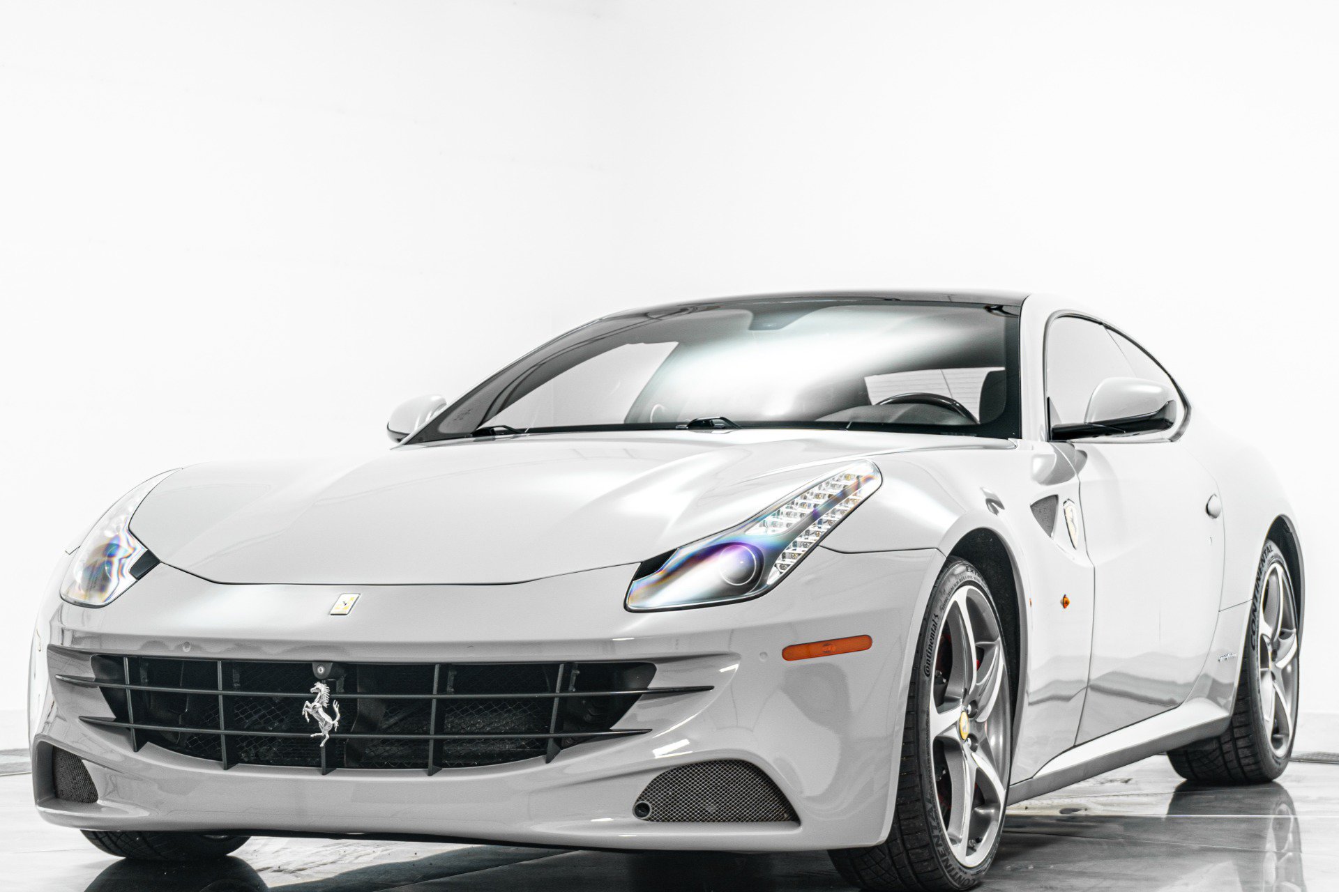 Used 2014 Ferrari FF AWD/4WD image 5