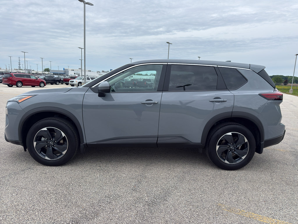 Used 2026 Nissan Rogue SV w/ Cold Weather Package AWD/4WD image 6