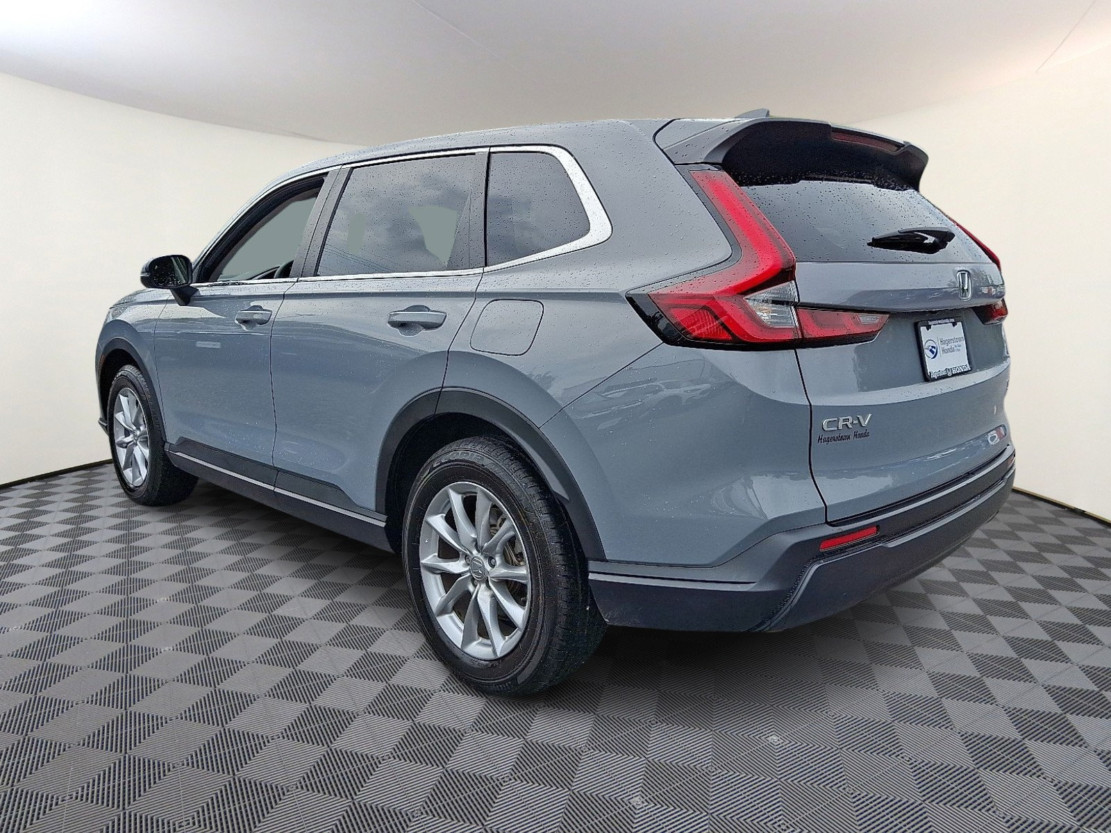 Used 2026 Honda CR-V EX image 4