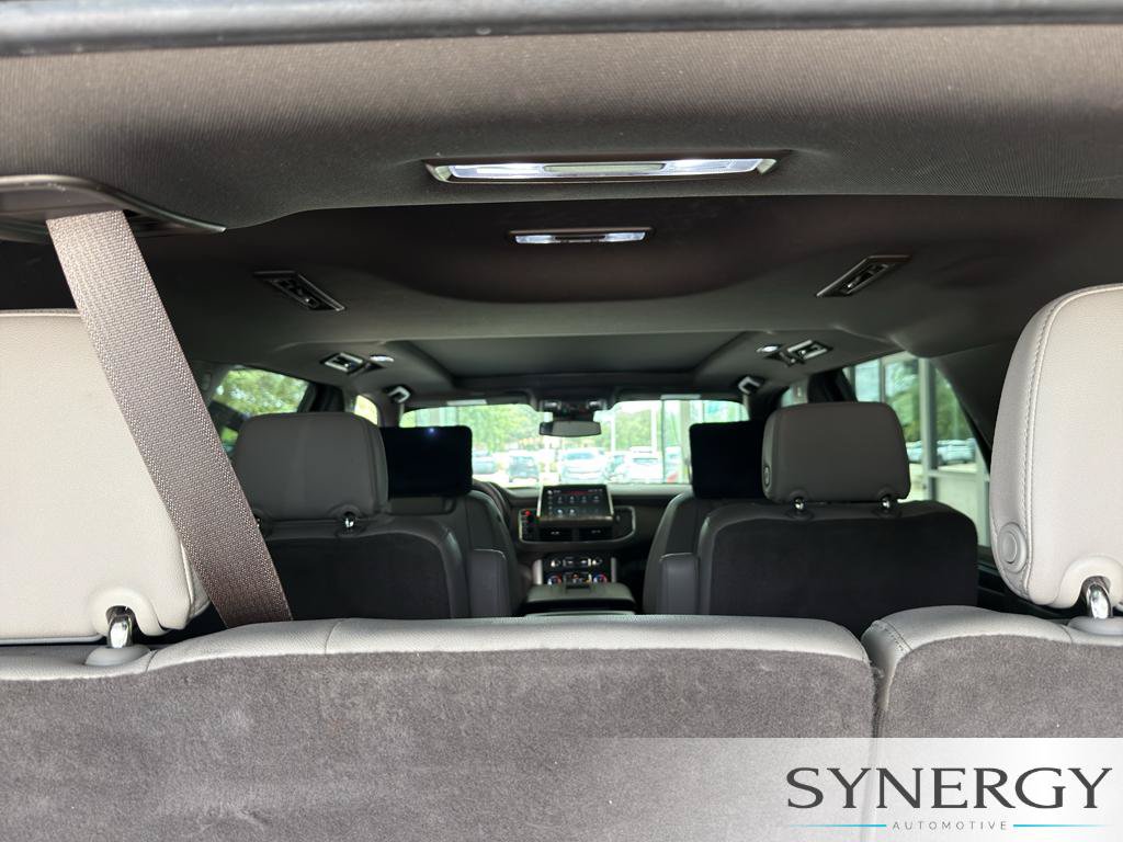 Used 2023 GMC Yukon SLT w/ SLT Premium Package RWD image 35