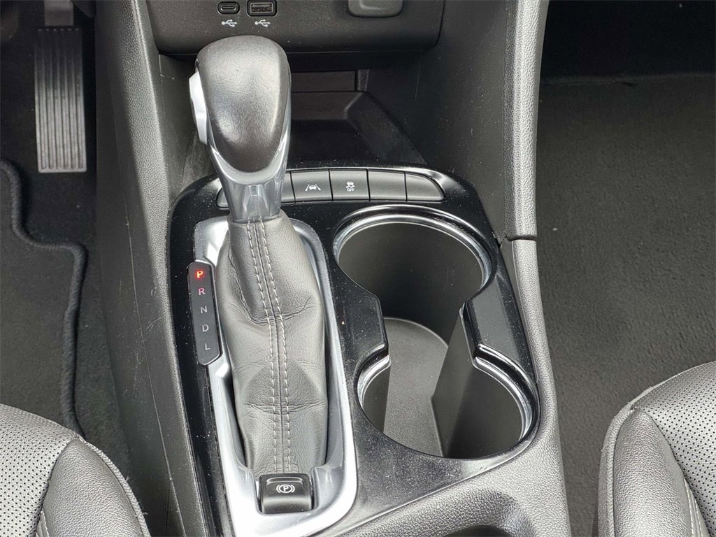 Used 2024 Buick Encore GX Sport Touring w/ Comfort Package image 6