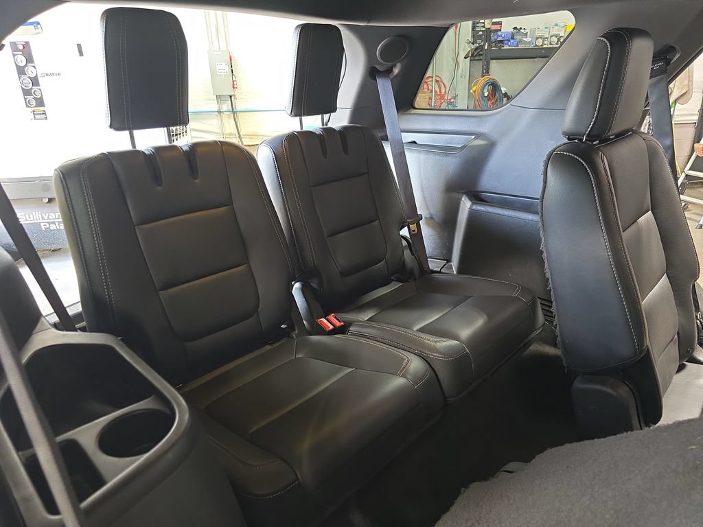 Used 2015 Ford Explorer Sport w/ Equipment Group 401A AWD/4WD image 12