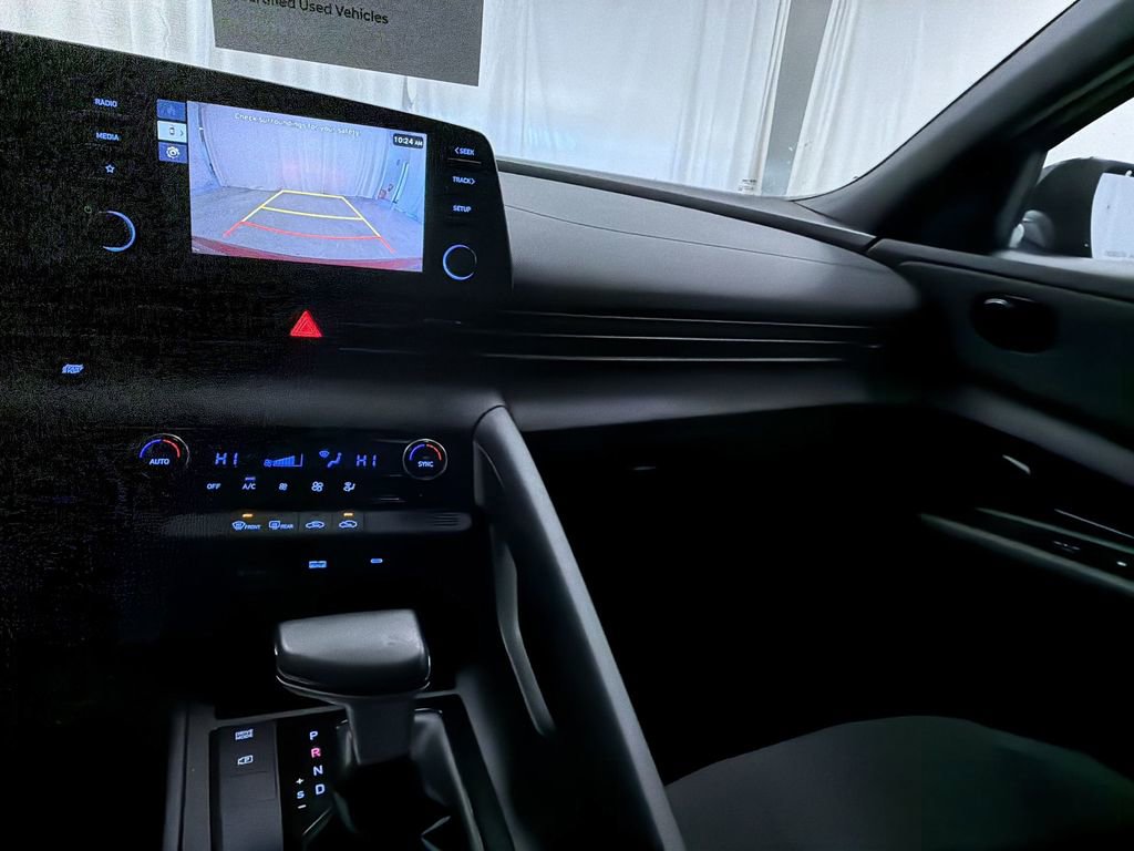 Used 2025 Hyundai Elantra Sport w/ Cargo Package image 20