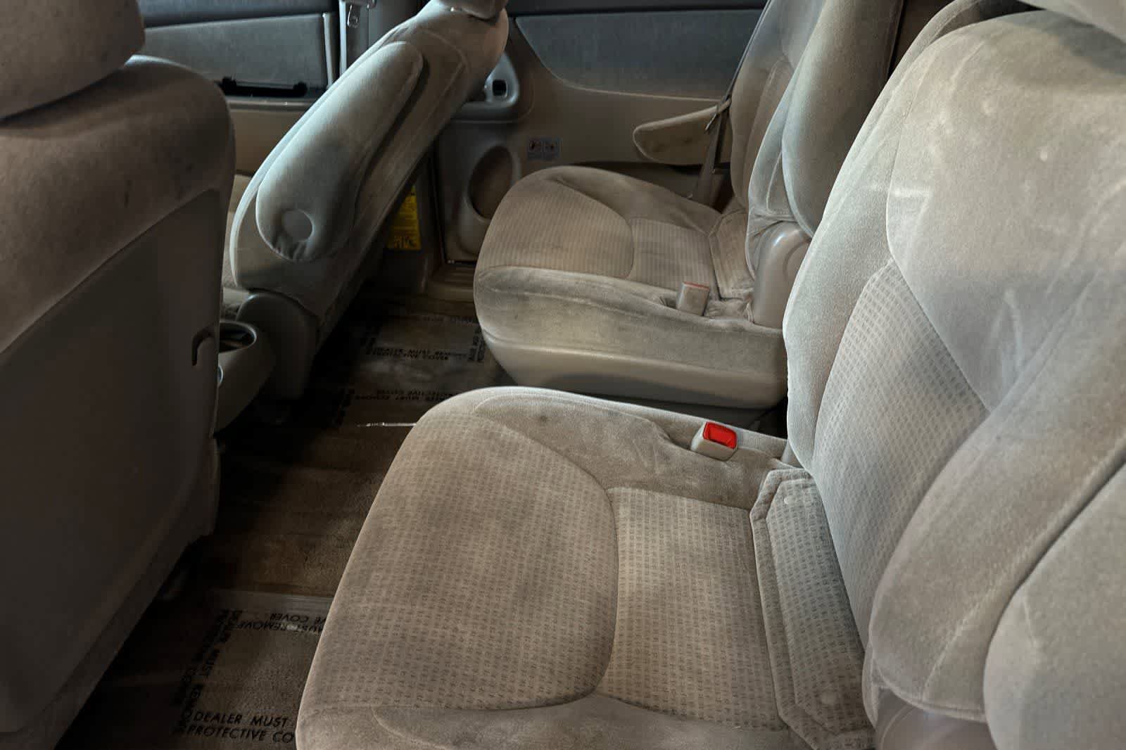 Used 2008 Toyota Sienna CE FWD image 5