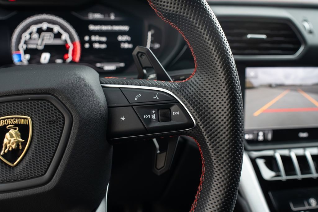 Used 2019 Lamborghini Urus image 34