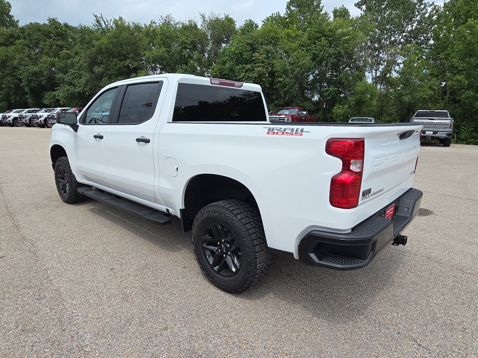 New 2026 Chevrolet Silverado 1500 Custom Trail Boss AWD/4WD image 6
