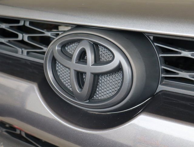 Used 2017 Toyota 4Runner SR5 Premium image 49