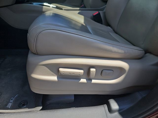 Used 2019 Honda Pilot Touring image 12