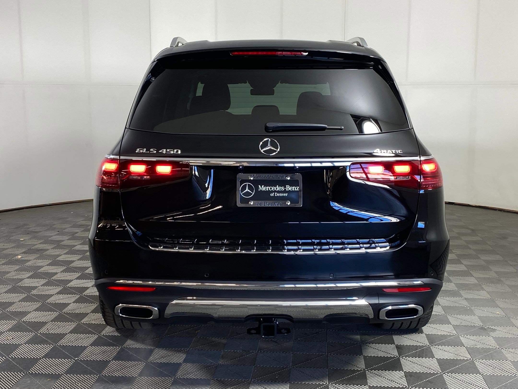 New 2026 Mercedes-Benz GLS 450 4MATIC image 9