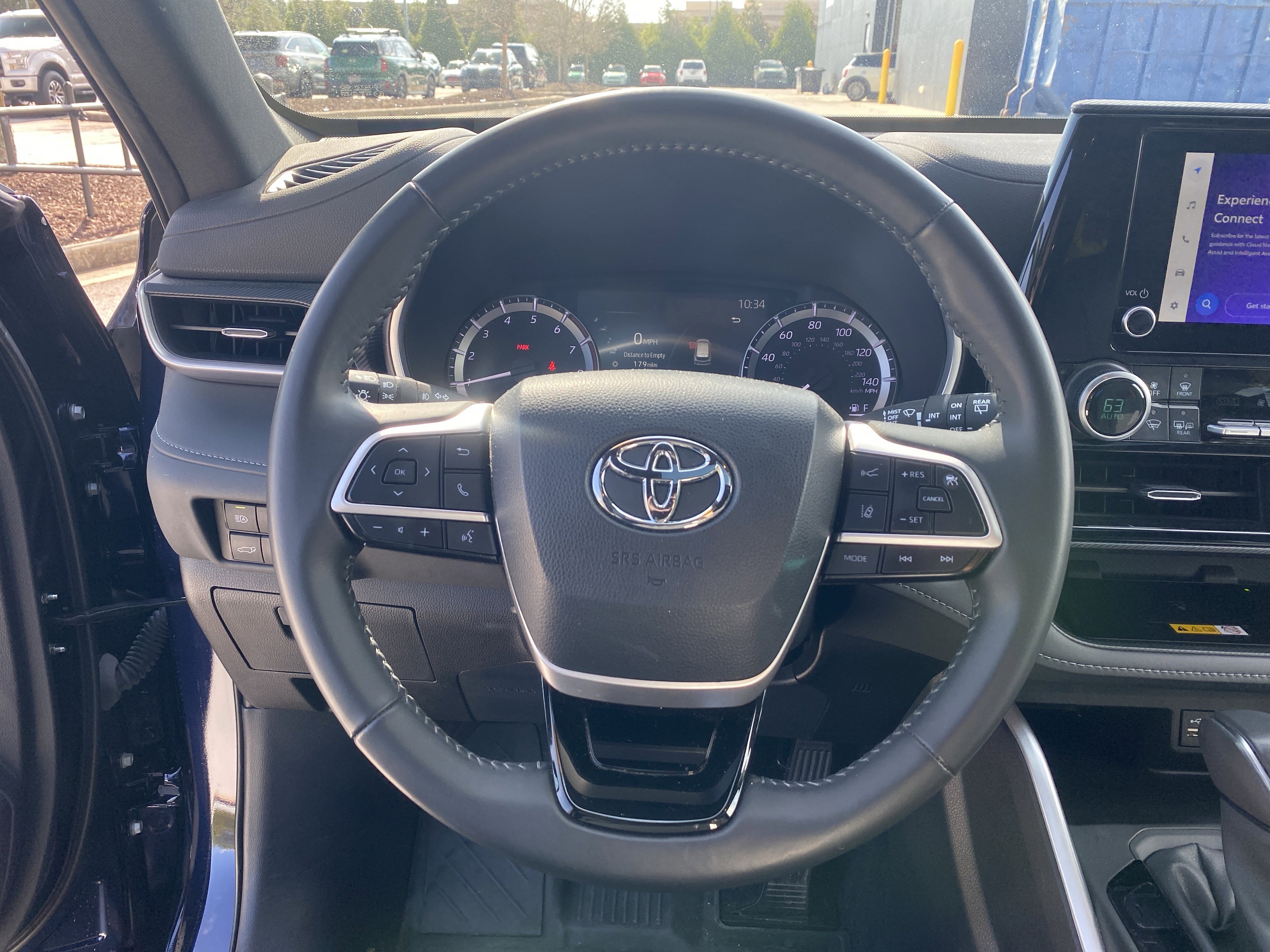 Used 2024 Toyota Highlander XSE image 11