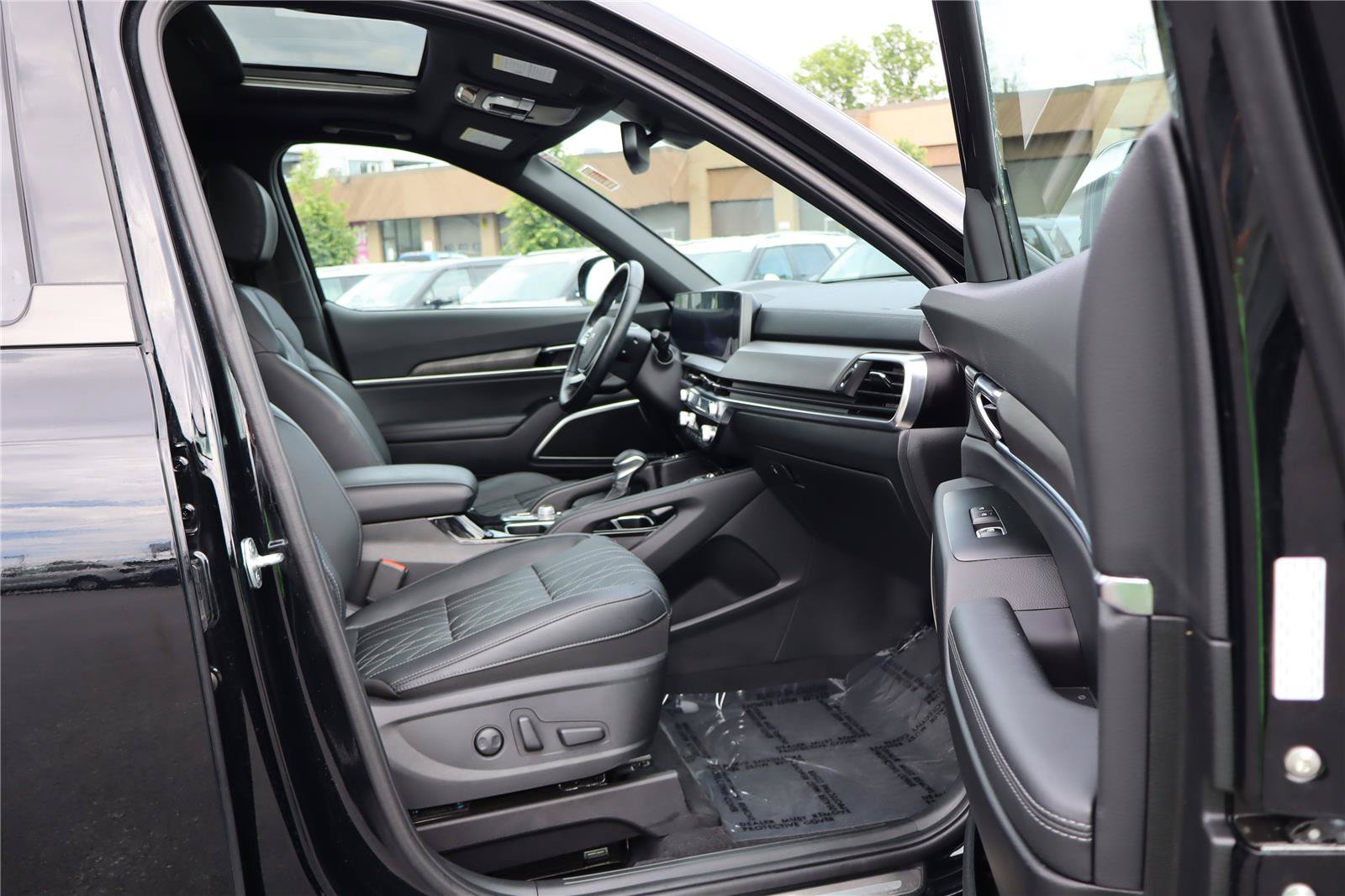 Used 2024 Kia Telluride SX X-Line AWD/4WD image 26