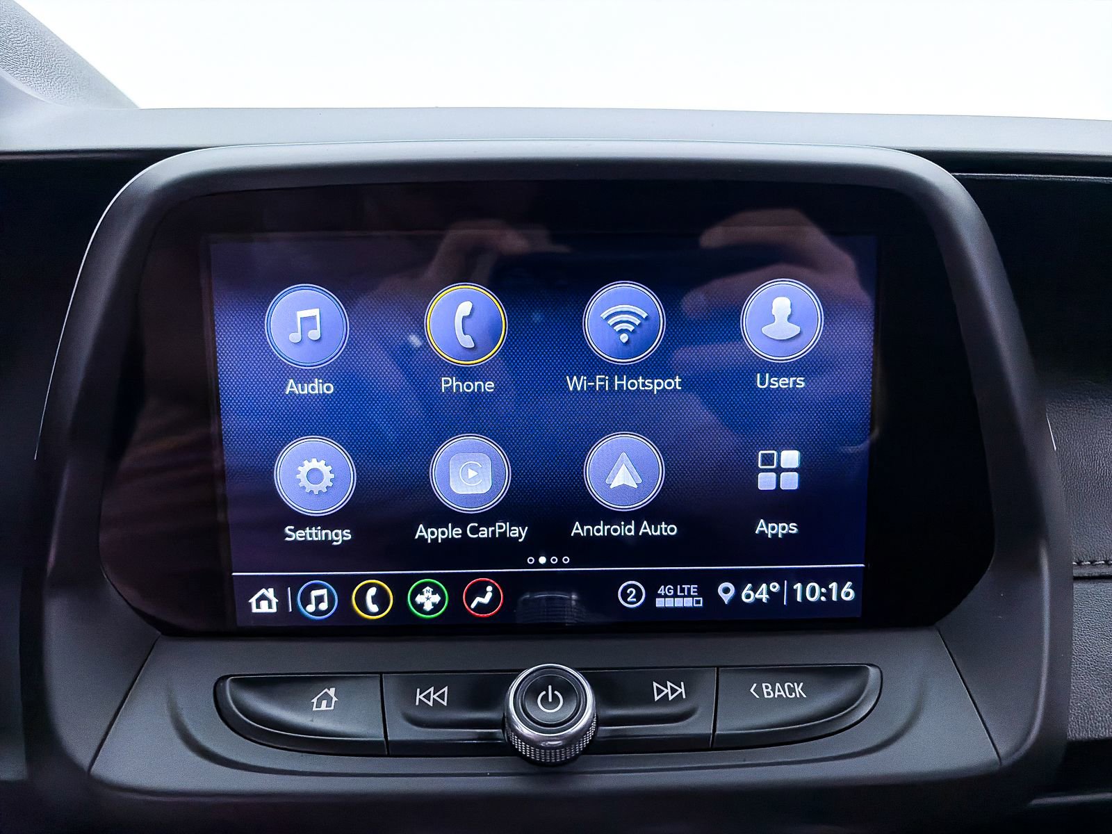 Used 2020 Chevrolet Camaro LT w/ RS Package image 20