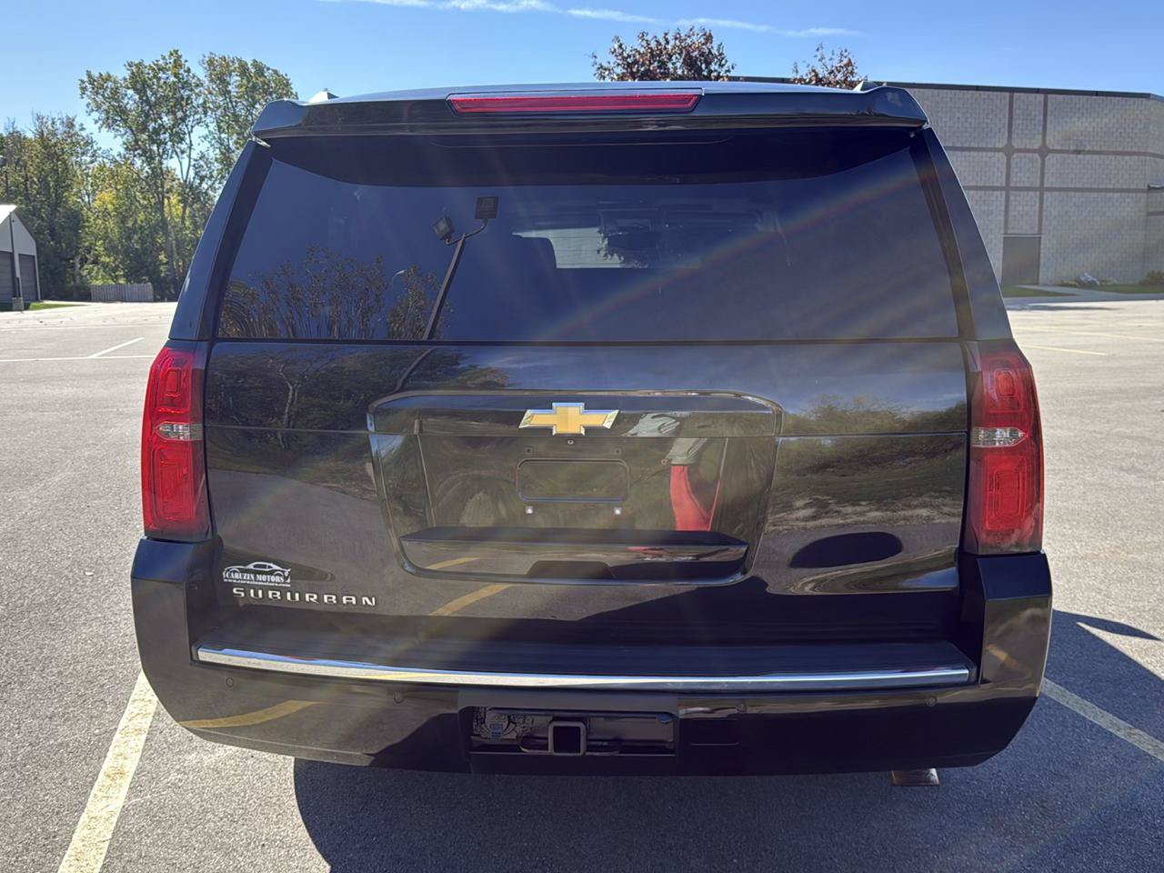 Used 2015 Chevrolet Suburban LTZ AWD/4WD image 6