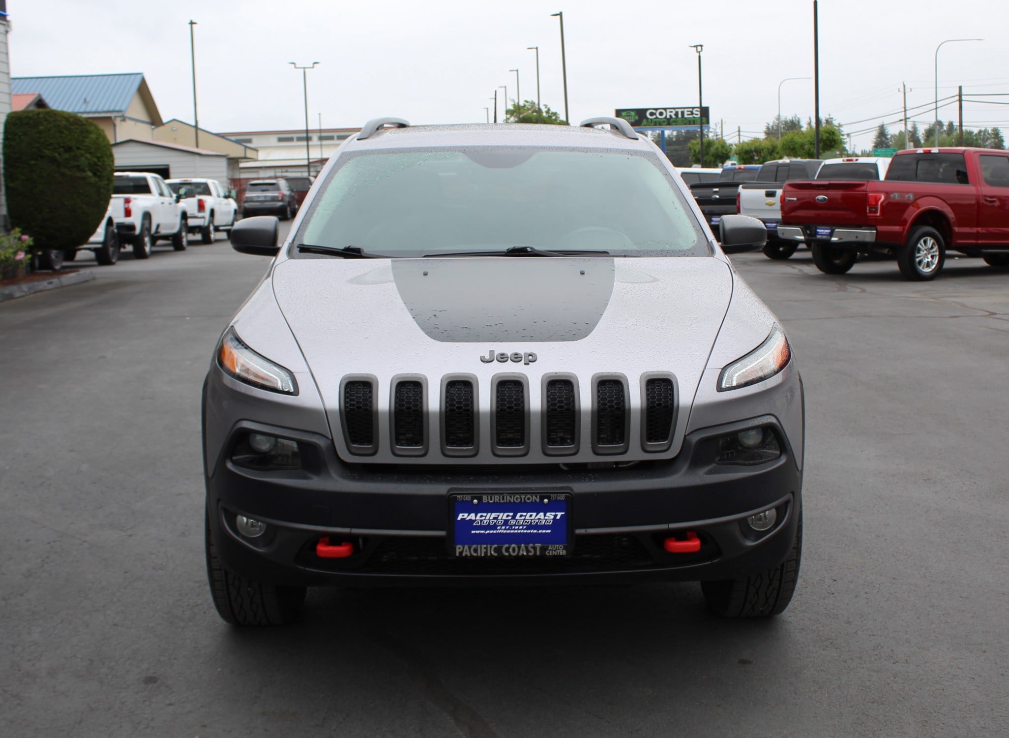 Used 2018 Jeep Cherokee Trailhawk w/ Comfort/Convenience Group AWD/4WD image 10