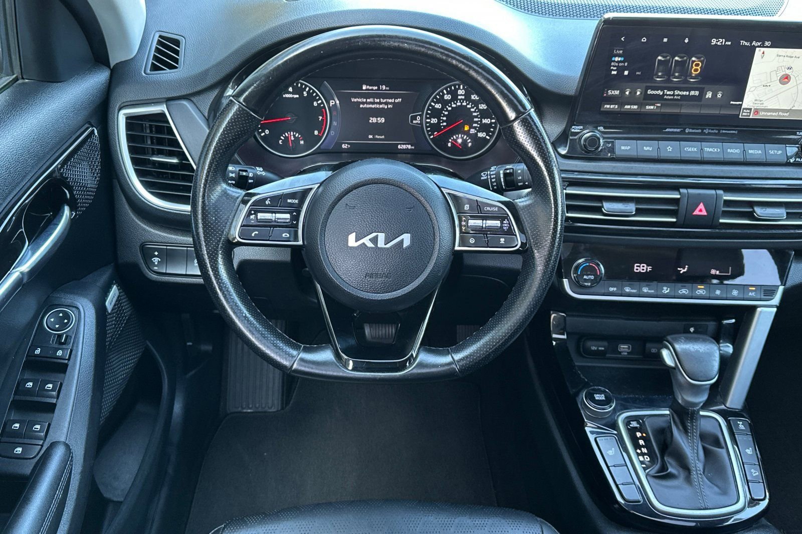 Certified 2022 Kia Seltos SX w/ Sunroof Package AWD/4WD image 17
