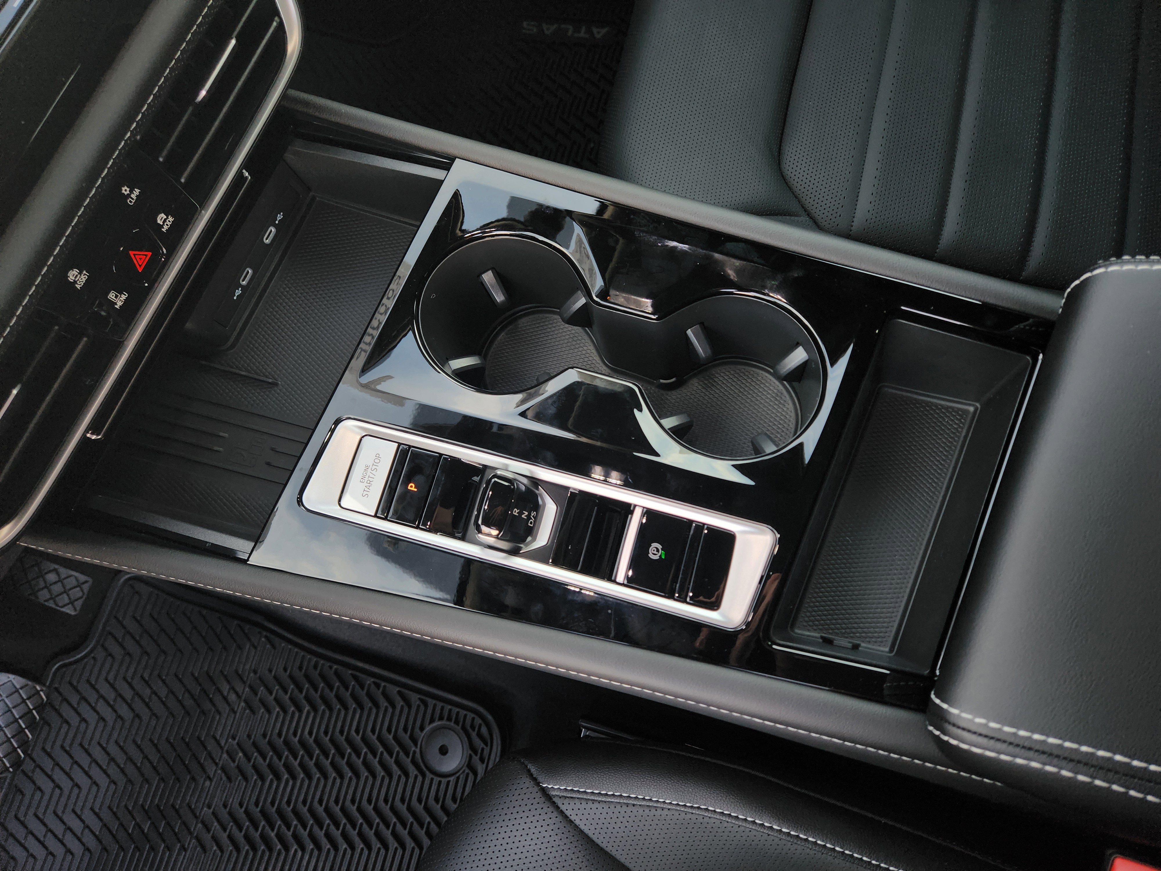 New 2026 Volkswagen Atlas SEL image 13